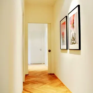 https://bonusfeature-apartments.find-berlin-hotels.com